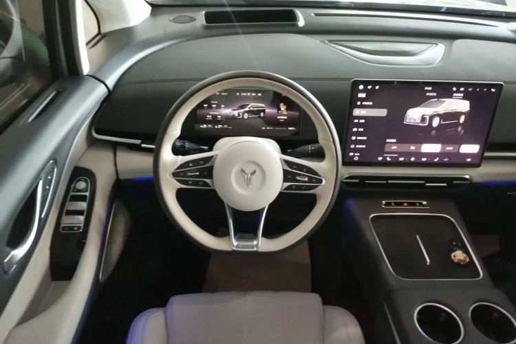 岚图汽车 岚图梦想家 2025款 PHEV 四驱旗舰乾崑版局部细节13