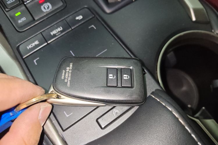 雷克萨斯NX 2020款 200 前驱 锋行版 国VI中控内饰11