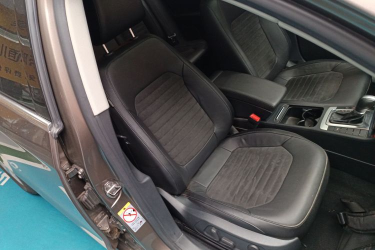 大众 迈腾 2015款 2.0TSI 豪华型局部细节41