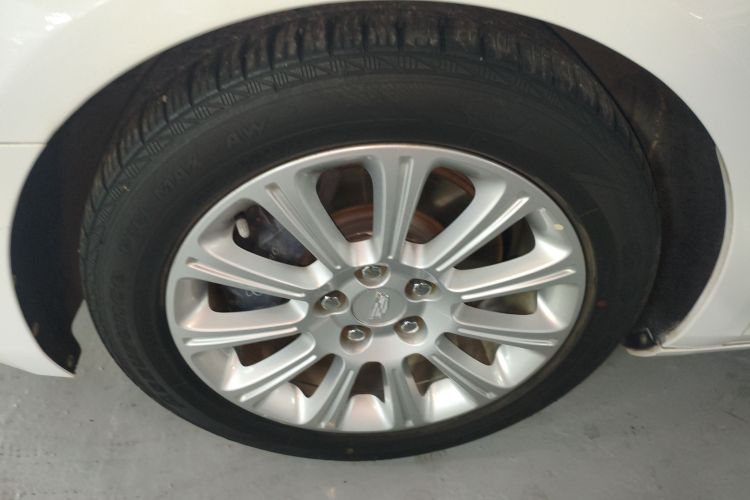 凯迪拉克XTS 2015款 28T 舒适型车身外观6002