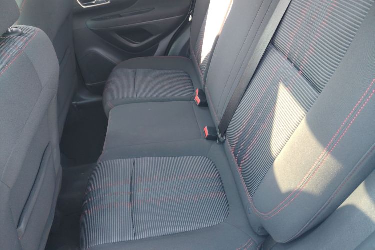 别克 昂科拉 2015款 1.4T 自动两驱都市精英型中控内饰7003