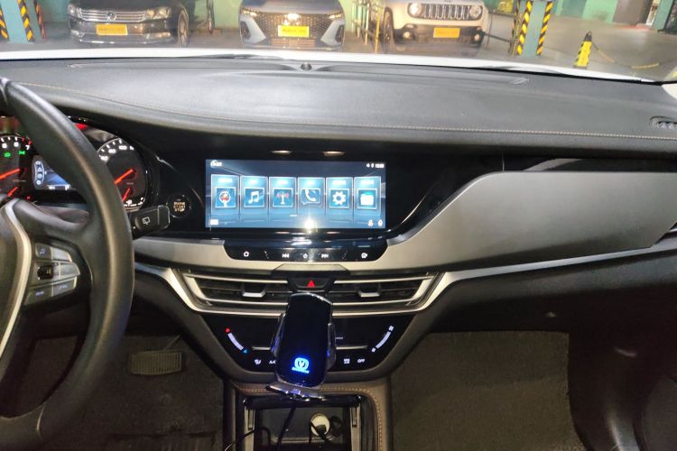 长安CS35PLUS 2019款 1.6L 自动畅联版局部细节16