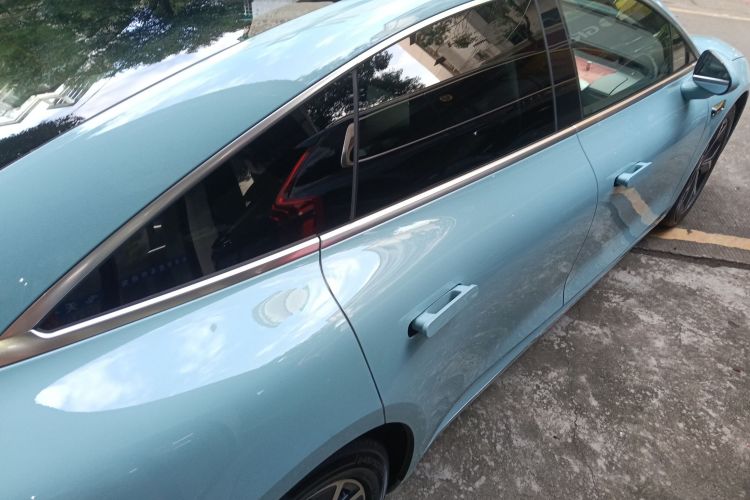 鸿蒙智行 智界S7 2024款 Pro 后驱长航版车身外观6005