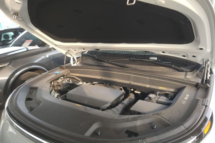 理想汽车 理想L8 2025款 Max 智能焕新版局部细节24