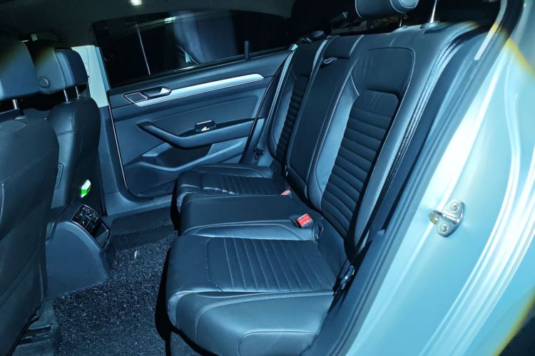 大众 迈腾 2018款 330TSI DSG 领先型中控内饰21