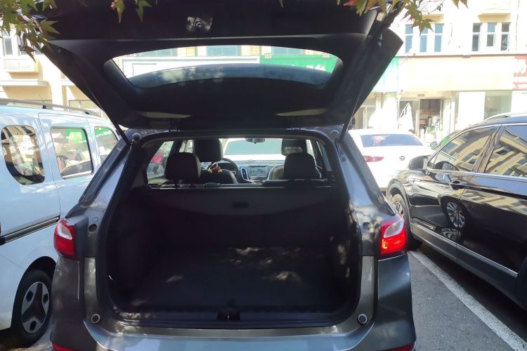 雪佛兰 探界者 2019款 535T 自动驰界版 国VI机舱底盘23