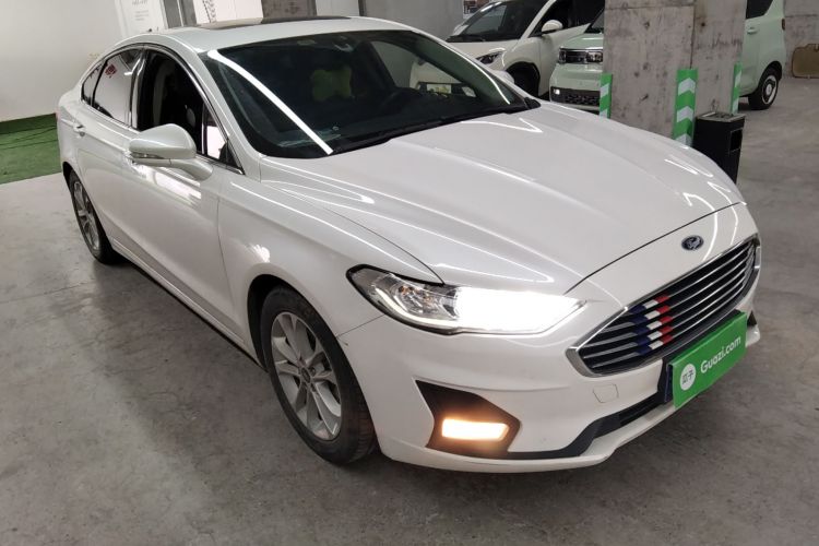 福特 蒙迪欧 2018款 EcoBoost 180 智控时尚型 国V车身外观3