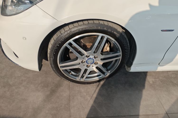 奔驰E级(进口) 2016款 E 200 轿跑车 灵动版车身外观6007