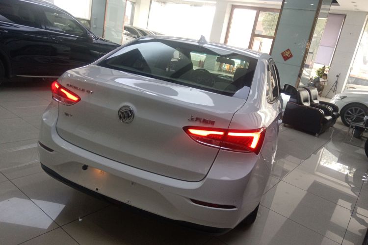 别克 英朗 2018款 15T 双离合进取型 国V车身外观7