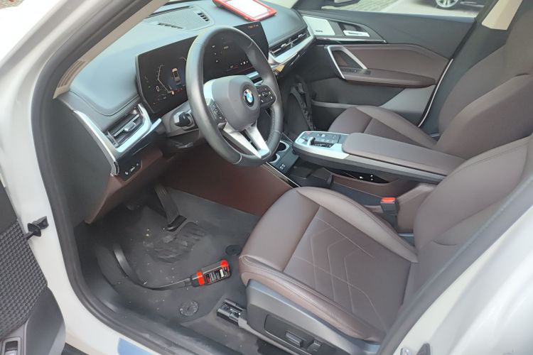 宝马X1 2023款 sDrive25Li X设计套装中控内饰19