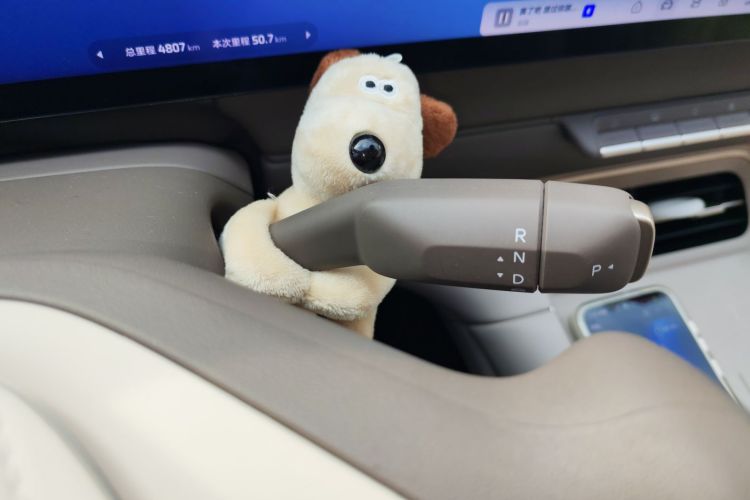 智己汽车 智己LS6 2026款 纯电 Max中控内饰18