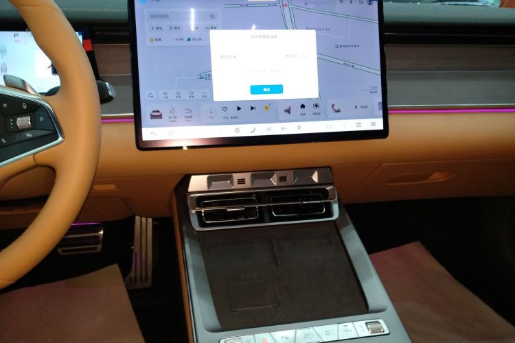 比亚迪 汉L 2025款 DM-p 四驱激光雷达旗舰型局部细节16