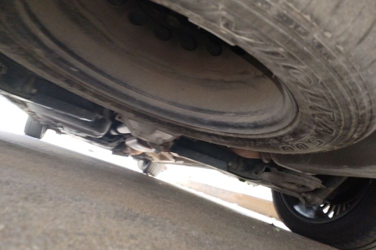 奔驰 威霆 2020款 2.0T 商务版 7座局部细节9009