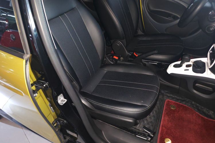 smart forfour 2016款 1.0L 52千瓦灵动版局部细节41