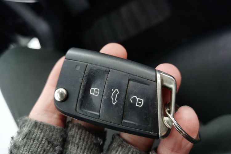 大众 速腾 2022款 280TSI DSG飞越版中控内饰7001