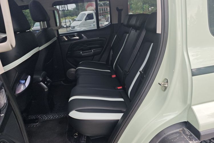 坦克300 2021款 城市版 2.0T 很有型中控内饰21