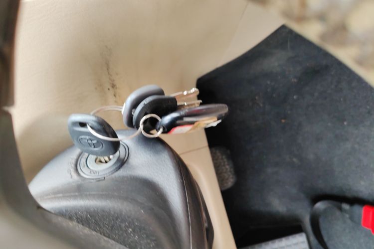 丰田 花冠 2013款 1.6L 自动豪华版中控内饰11