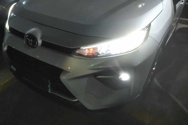 丰田 威兰达 2021款 2.0L CVT两驱豪华版局部细节36