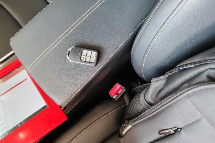 本田 雅阁 2022款 260TURBO 幻夜·尊贵版中控内饰7001