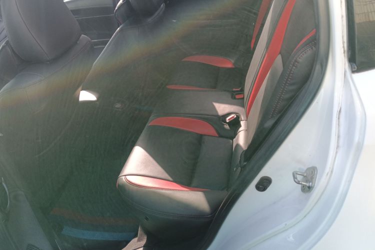 丰田 YARiS L 致炫 2017款 1.5E CVT劲速升级版中控内饰21