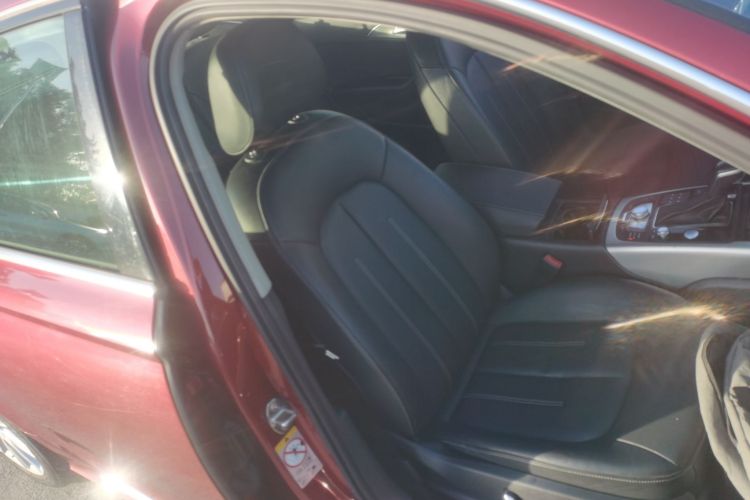 奥迪A6L 2018款 30周年年型 TFSI 进取型局部细节41