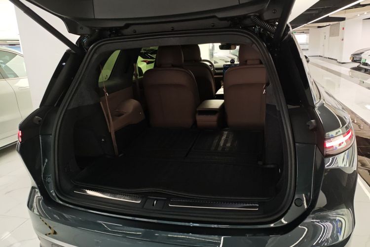 蔚来ES8 2024款 100kWh 签名版机舱底盘23