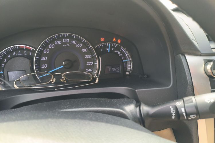 丰田 凯美瑞 2013款 2.5G 舒适版中控内饰15