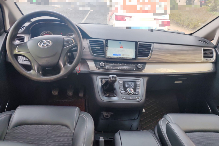 上汽大通MAXUS 大通G10 2018款 PLUS 2.4L 手动精英版中控内饰12