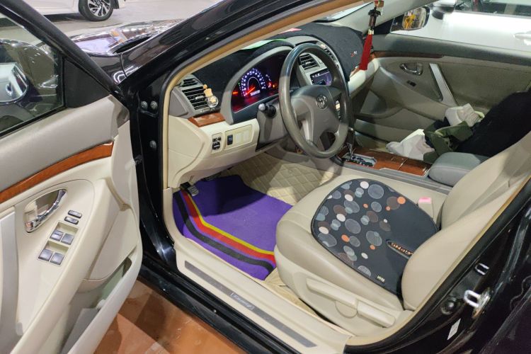 丰田 凯美瑞 2013款 200E 经典精英版中控内饰7003