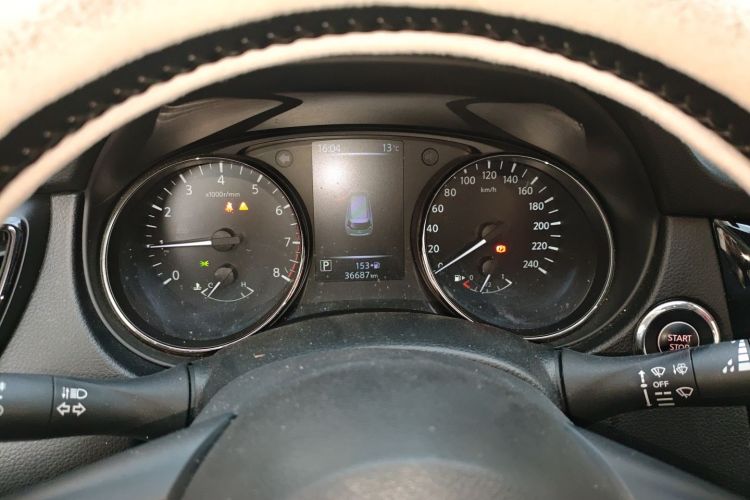 日产 奇骏 2019款 2.0L CVT智联舒适版 2WD中控内饰14