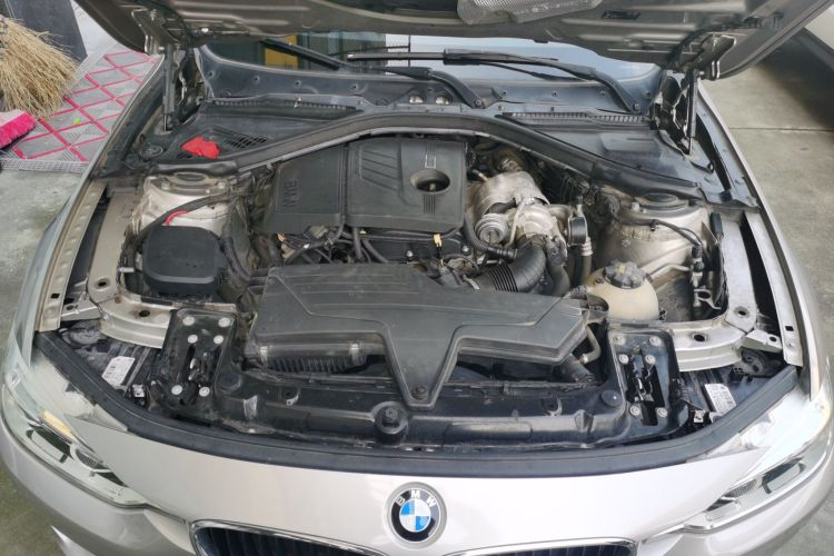 宝马3系 2016款 316Li 时尚型局部细节24