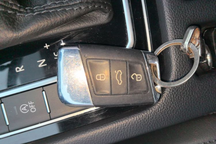 大众 迈腾 2018款 330TSI DSG 领先型中控内饰11