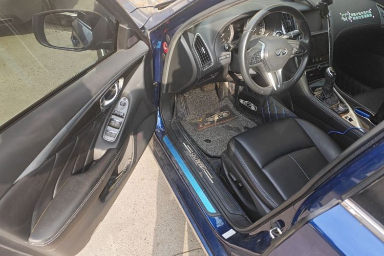 英菲尼迪Q50L 2018款 2.0T 舒适版 国VI中控内饰20