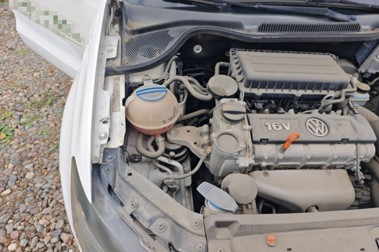 大众 Polo 2013款 1.4L 手动风尚版局部细节9006