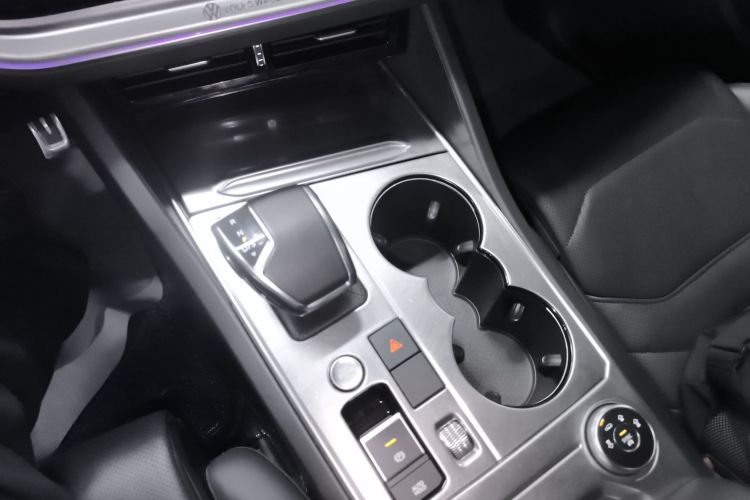 大众 途锐 2019款 2.0TSI 锐翼版 国V中控内饰18