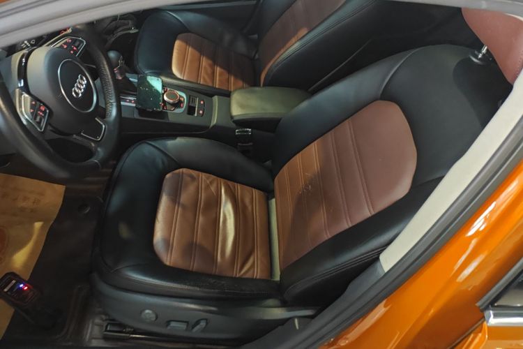 奥迪A3 2015款 Sportback 35 TFSI 百万纪念智领型中控内饰19