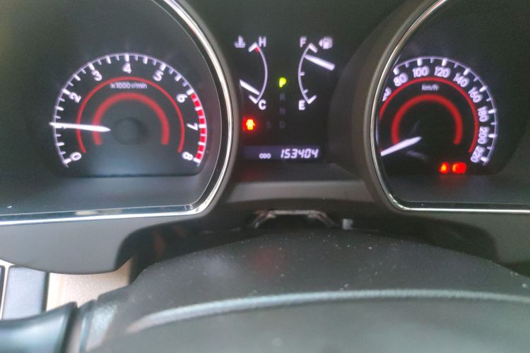 丰田 汉兰达 2013款  2.7L 两驱5座紫金版中控内饰15