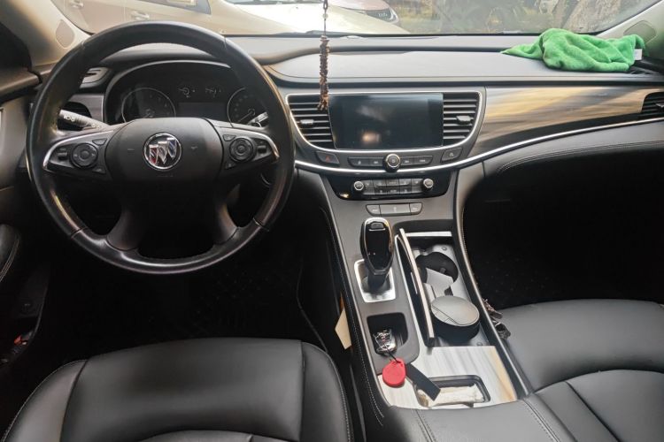 别克 君越 2021款 652T 豪华型中控内饰12