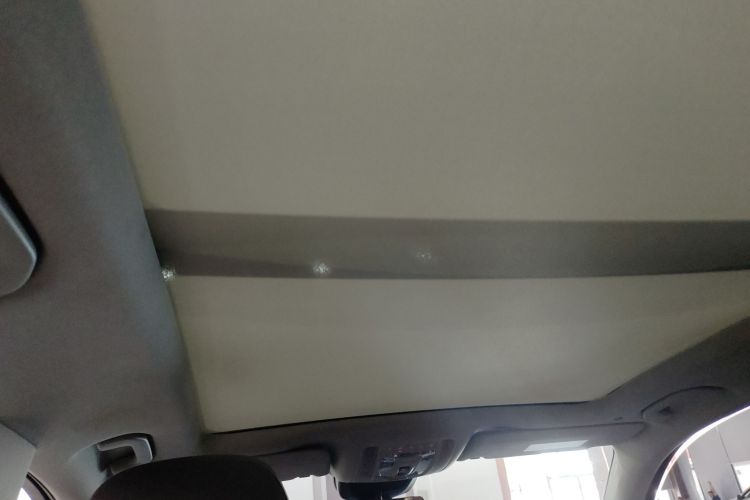 奔驰GLE 2021款 GLE 450 4MATIC 时尚型局部细节22