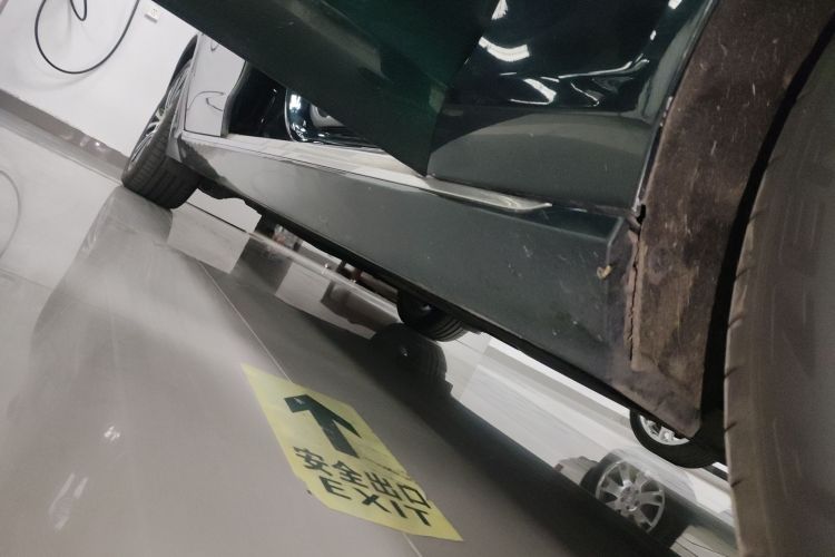 捷豹XFL 2022款 XFL 2.0T P250 两驱尊享豪华版局部细节9001