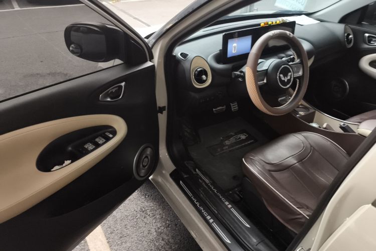 五菱汽车 五菱缤果 2024款 203km 轻享款中控内饰7003