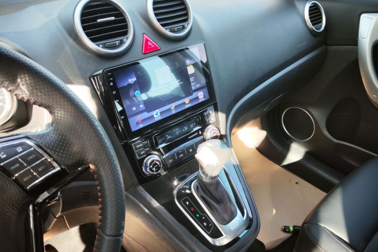 哈弗H6 2016款 升级版 1.5T 自动两驱精英型中控内饰16