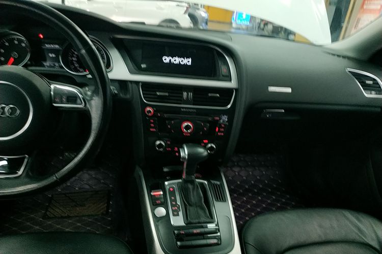 奥迪A5 2016款 Sportback 45 TFSI中控内饰16