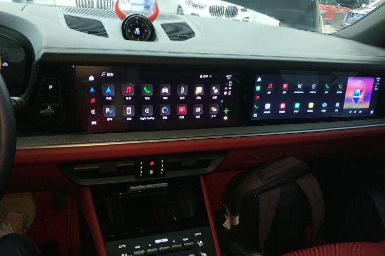 保时捷 2024款 Cayenne 3.0T中控内饰16