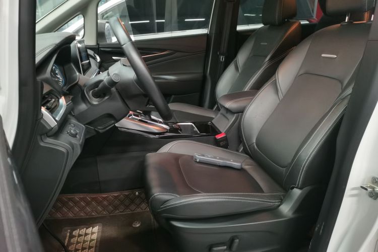 上汽大通MAXUS 大家5 2022款 1.3T PLUG IN 乐享版 七座局部细节19