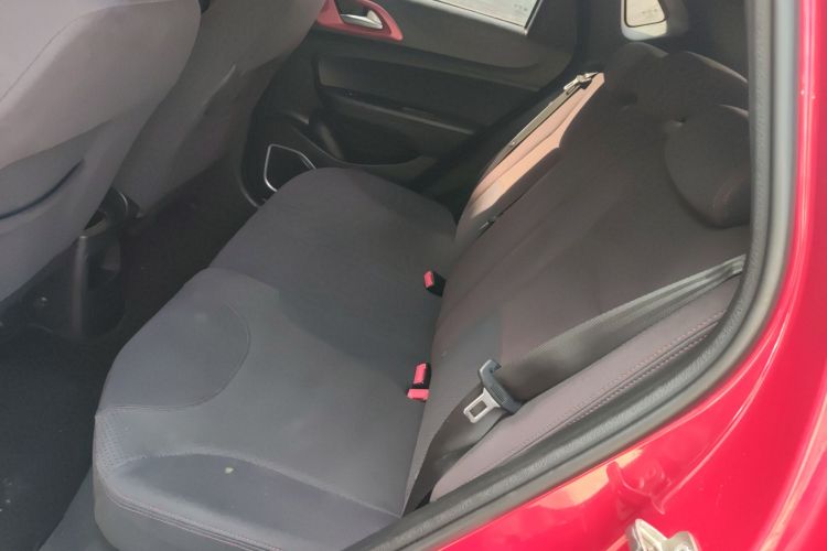 中华V3 2015款 1.5L 手动舒适型中控内饰7004