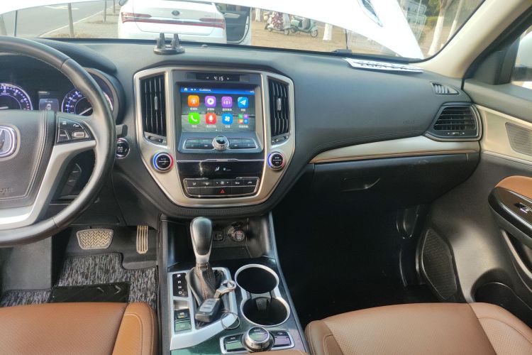 长安CS95 2017款 2.0T 四驱智劲版局部细节16