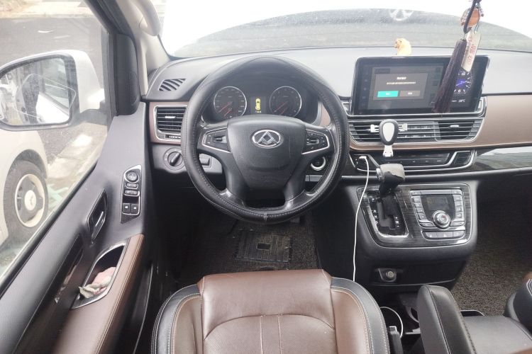 上汽大通MAXUS 大通G10 2018款 PLUS 2.0T 自动豪华行政版中控内饰13