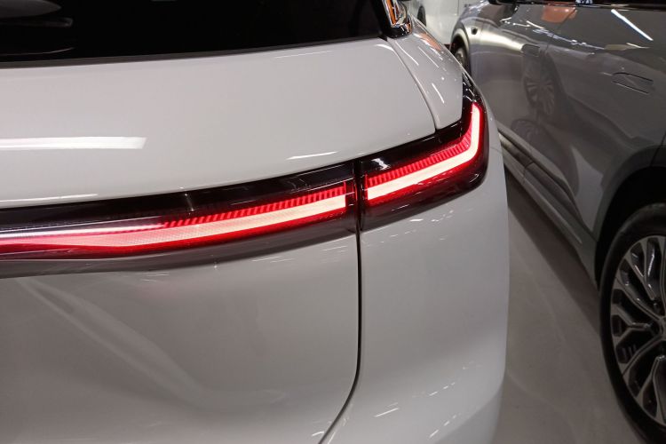 蔚来ES7 2022款 100kWh车身外观6006