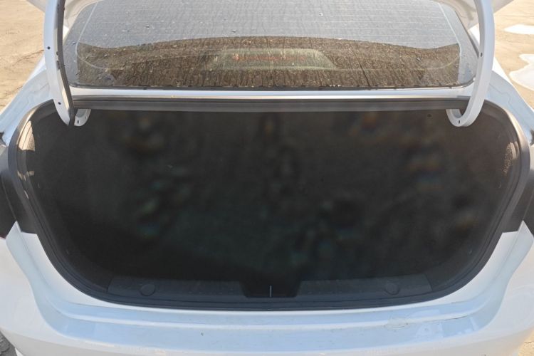 长安 逸动 2024款 PLUS 蓝鲸NE 1.4T GDI DCT高能版机舱底盘23